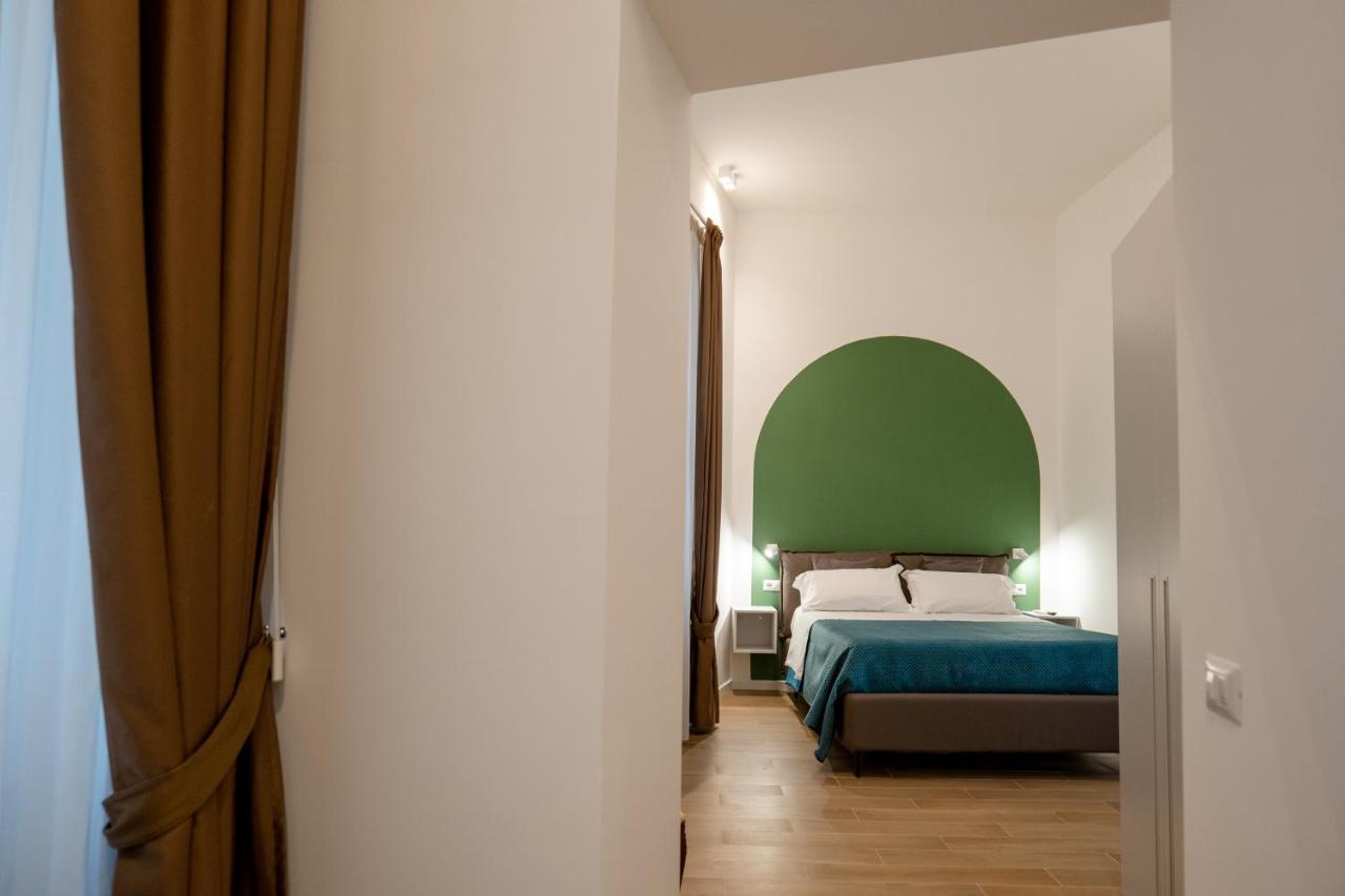 דירות סלרנו Relais Palazzo Olimpia - Corso Vittorio Emanuele מראה חיצוני תמונה