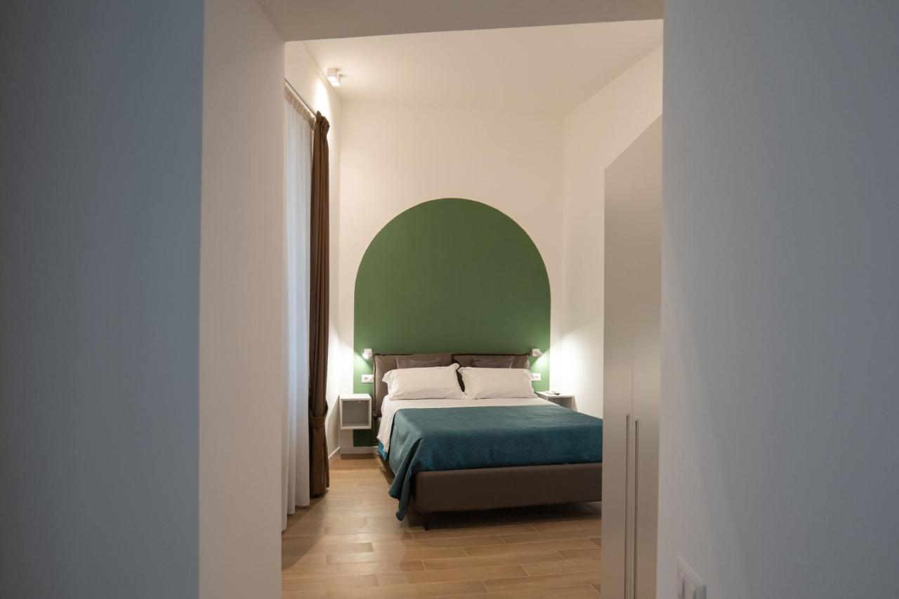 דירות סלרנו Relais Palazzo Olimpia - Corso Vittorio Emanuele מראה חיצוני תמונה