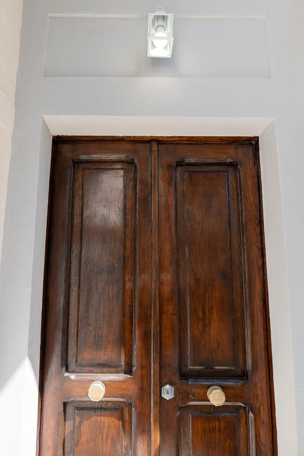 דירות סלרנו Relais Palazzo Olimpia - Corso Vittorio Emanuele מראה חיצוני תמונה