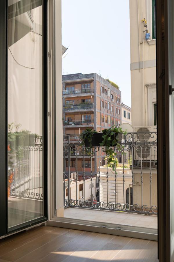דירות סלרנו Relais Palazzo Olimpia - Corso Vittorio Emanuele מראה חיצוני תמונה