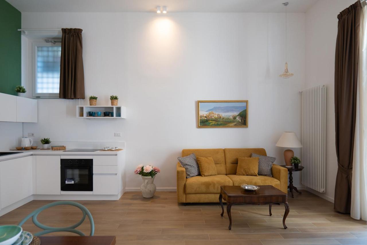 דירות סלרנו Relais Palazzo Olimpia - Corso Vittorio Emanuele מראה חיצוני תמונה